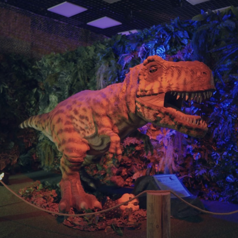 Indoraptor - foto de una figura estática disponible