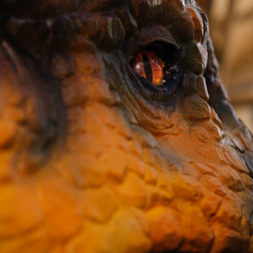 Tirannosauro - foto della figura animatronica in stock