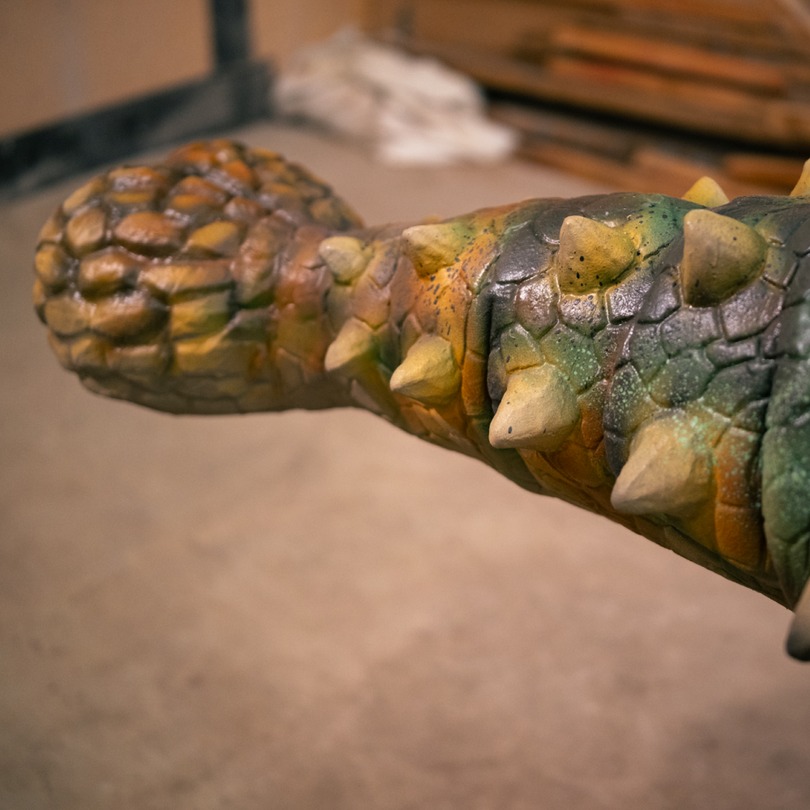 Brachiosaurus - photos of dinoshagalki in stock