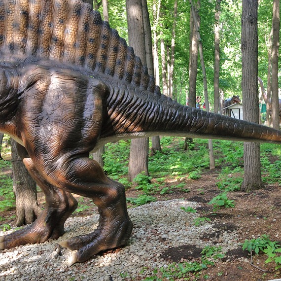 Spinosaurus Le travail que nous réalisons avec les figures est très varié