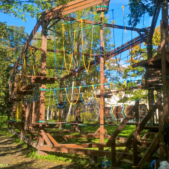 Каркасный веревочный парк в Выборге фото